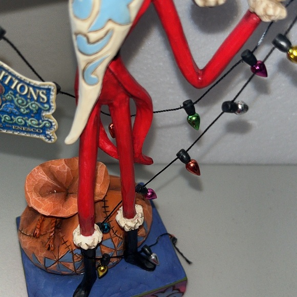 Jim shore wrapped up in Christmas spirit Jack Skellington figurine - Picture 13 of 17
